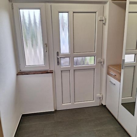 Guesthouse Flower Любляна Екстер'єр фото