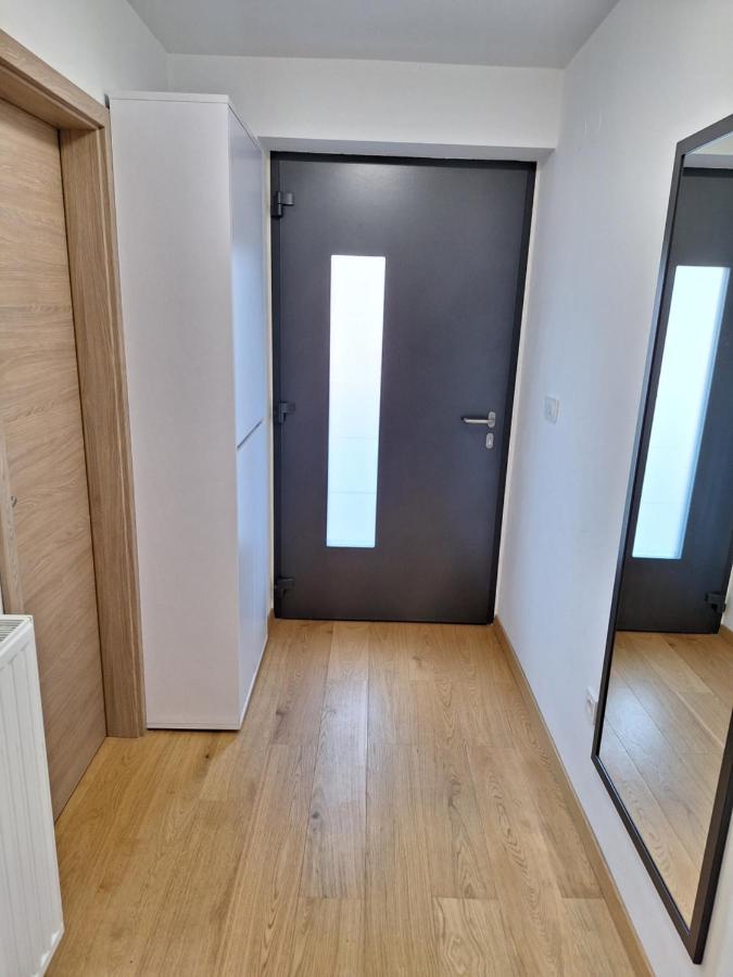Guesthouse Flower Любляна Екстер'єр фото