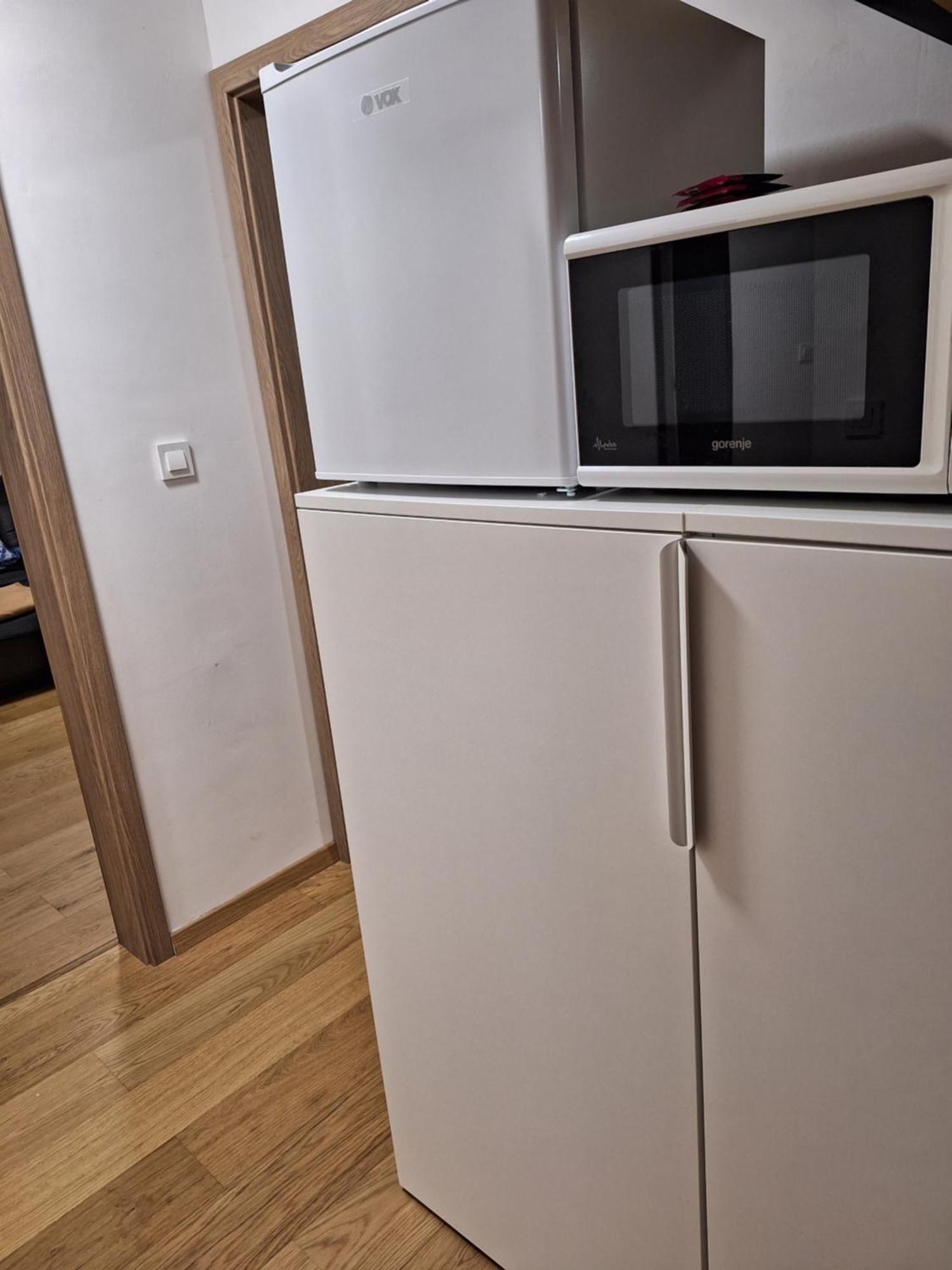 Guesthouse Flower Любляна Екстер'єр фото