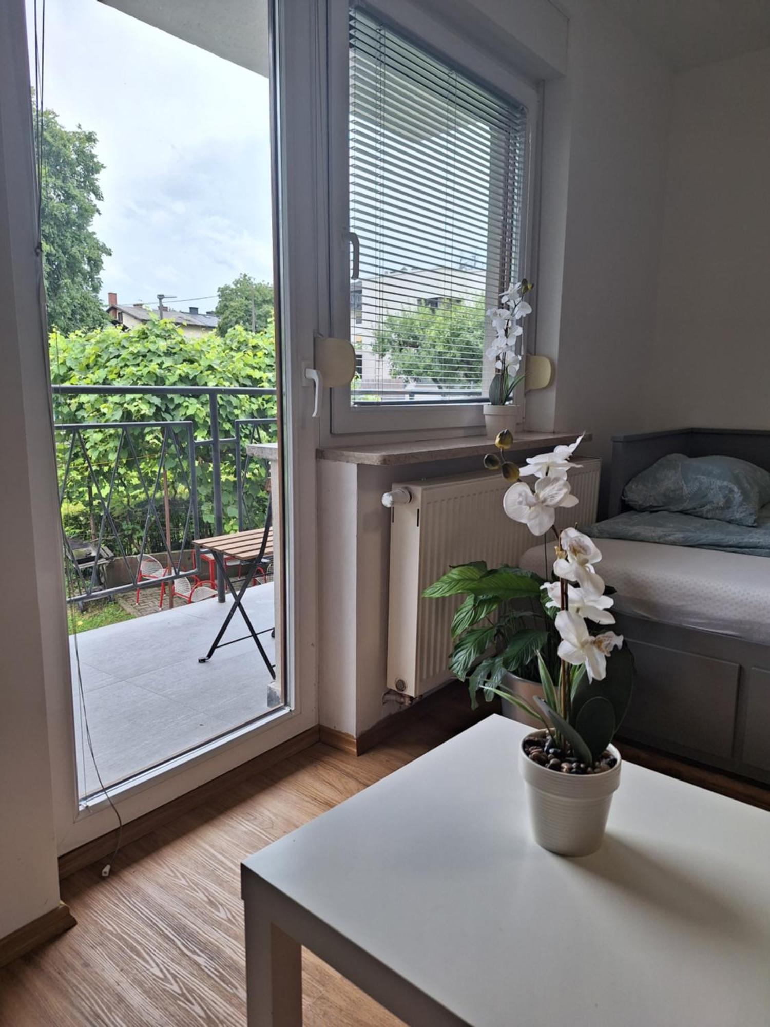 Guesthouse Flower Любляна Екстер'єр фото